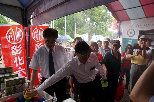 金管會曾主委於活動現場照片